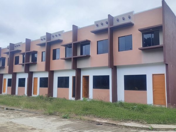 Aleka Exterior