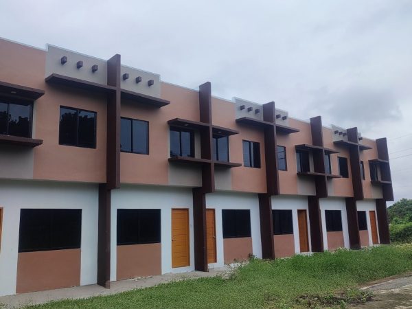 Aleka Exterior